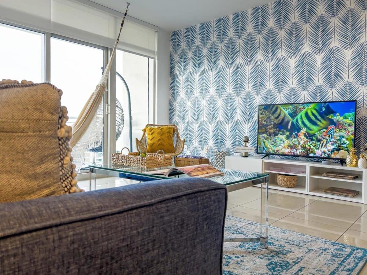 Palm Place Heart Of Miami With Parking Pool And Gym מראה חיצוני תמונה