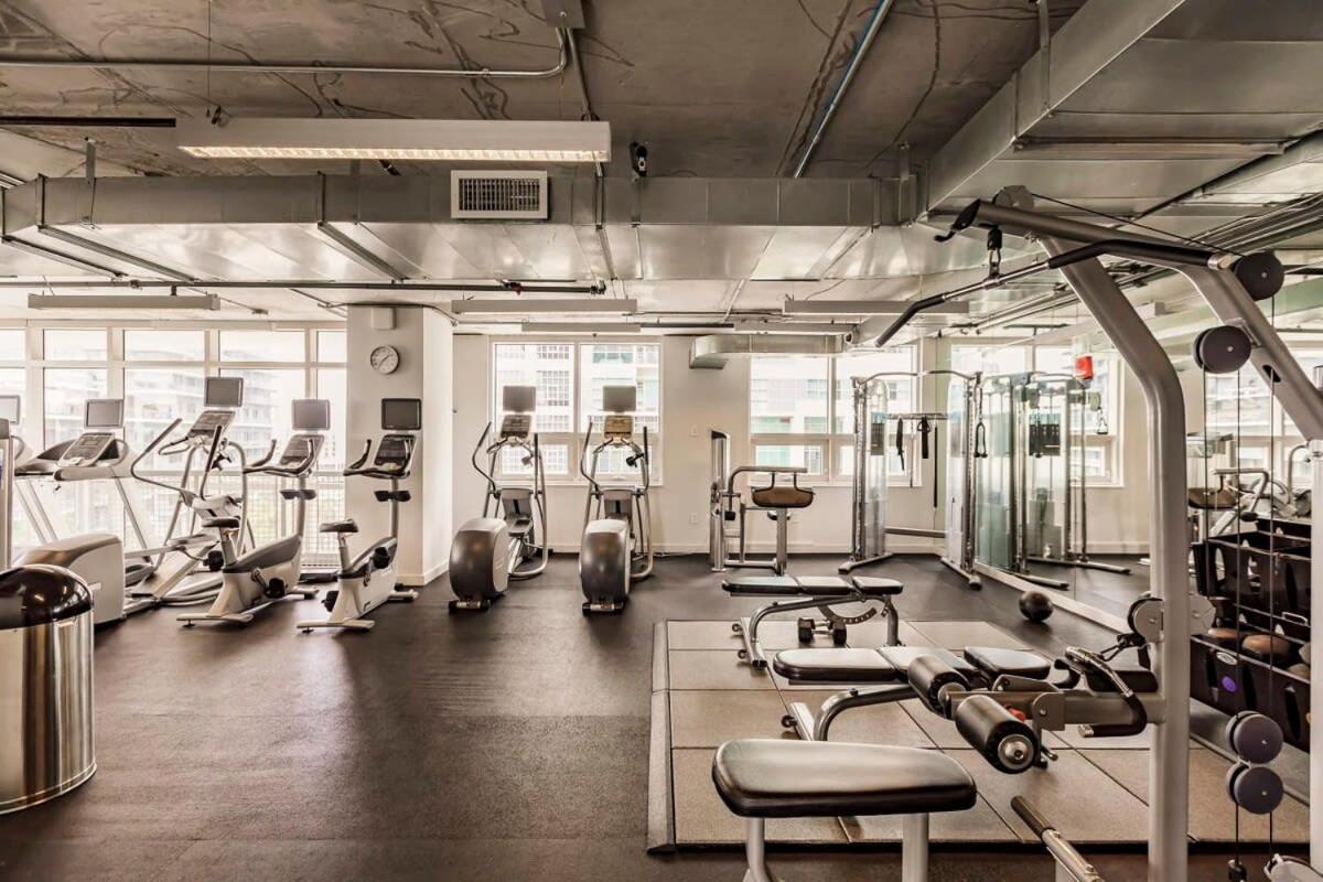 Palm Place Heart Of Miami With Parking Pool And Gym מראה חיצוני תמונה