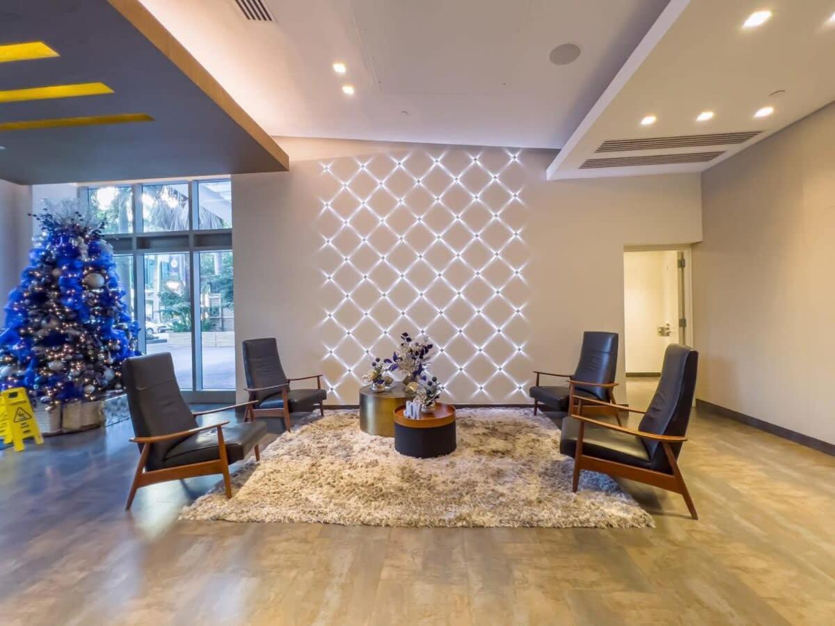 Palm Place Heart Of Miami With Parking Pool And Gym מראה חיצוני תמונה
